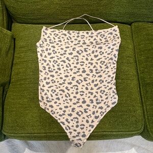 Abercrombie & Fitch Leopard Print Bodysuit Sz Med